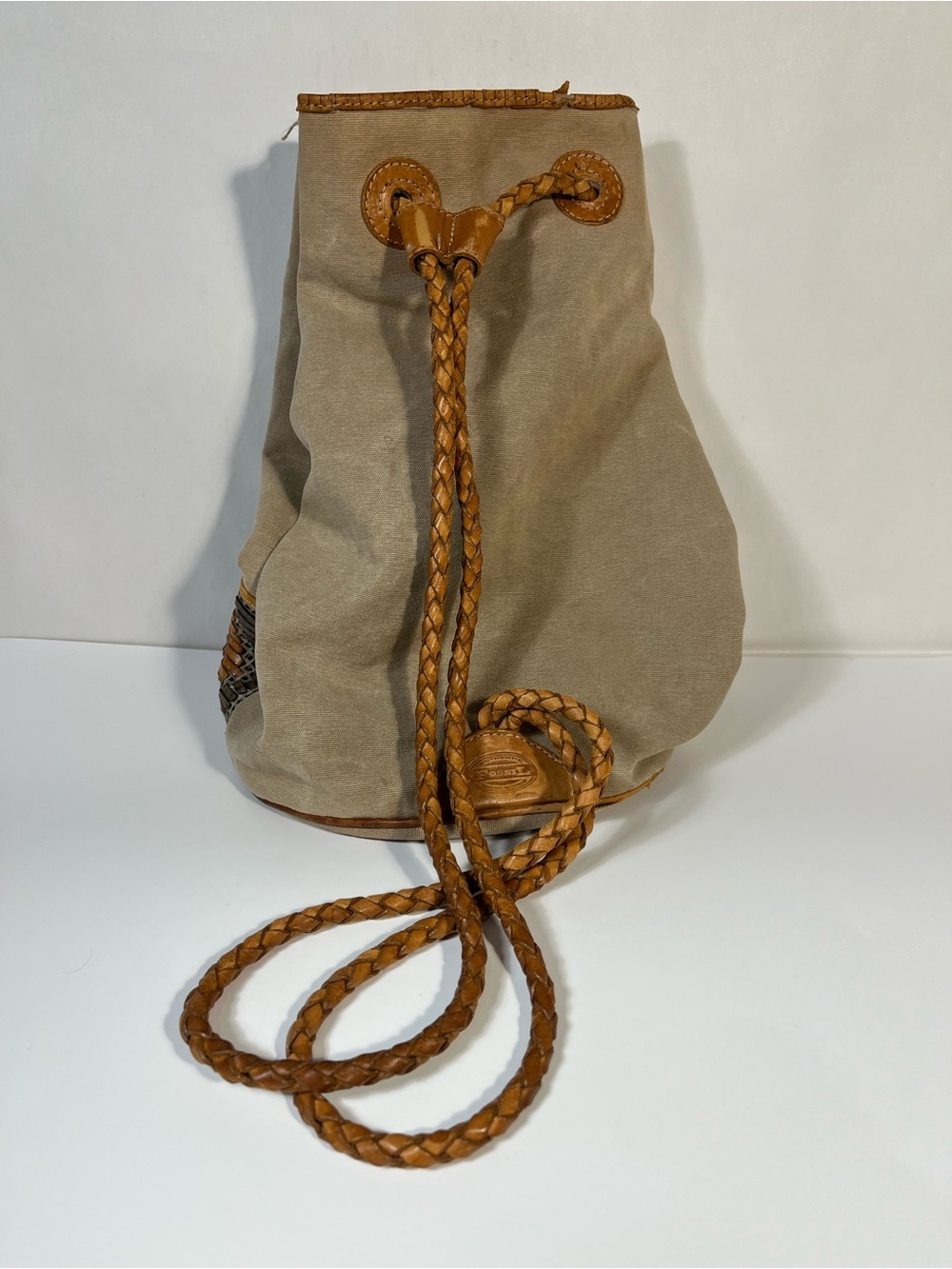 Vintage Fossil Canvas Bucket Backpack Purse Woven Leather Pattern - Picture 3 of 12